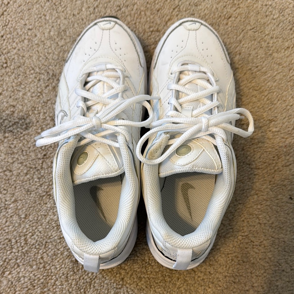 Nike White Sneakers Comfortable Everyday Wear